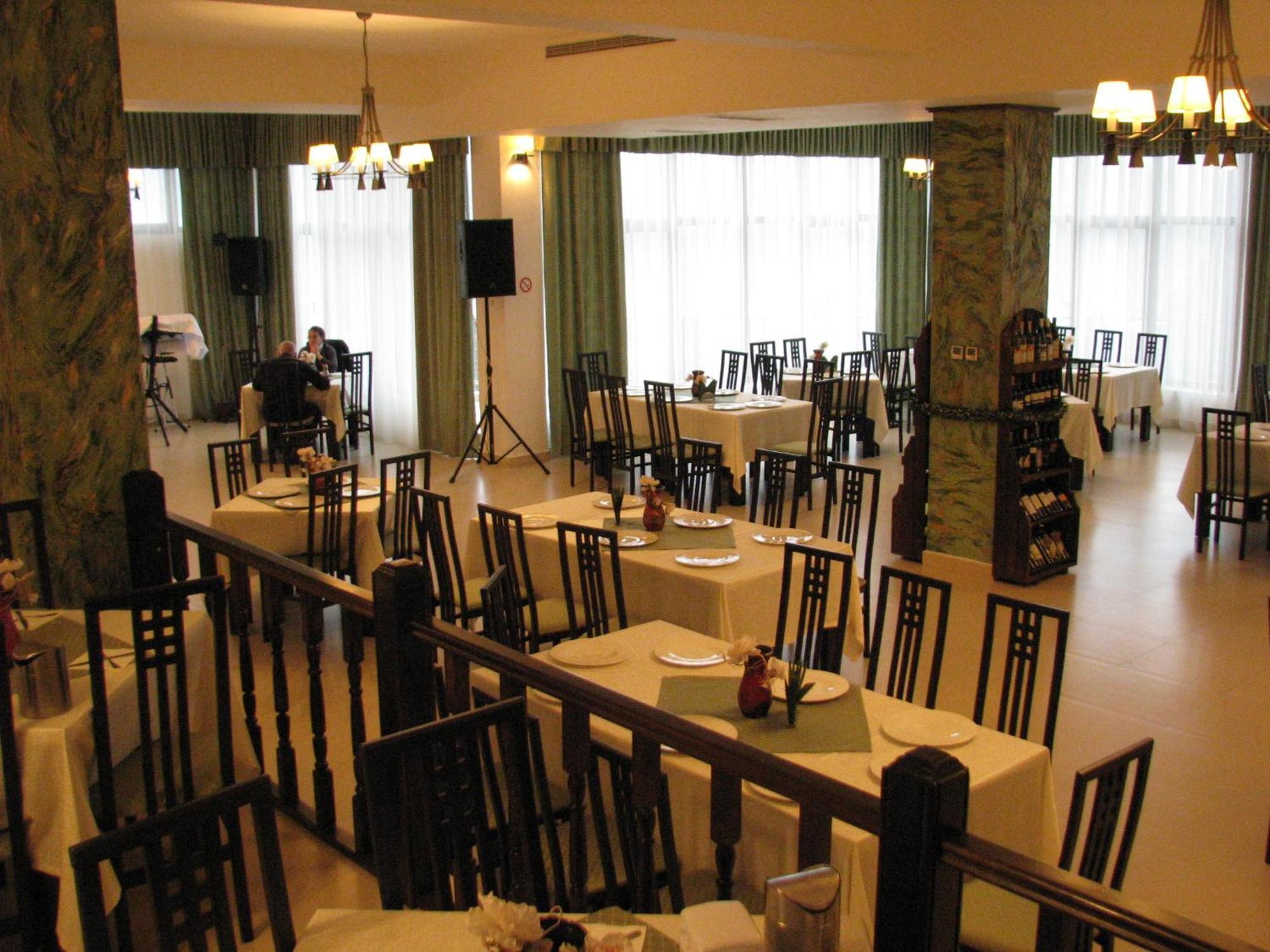 Călimăneşti Hotel Orizont מראה חיצוני תמונה