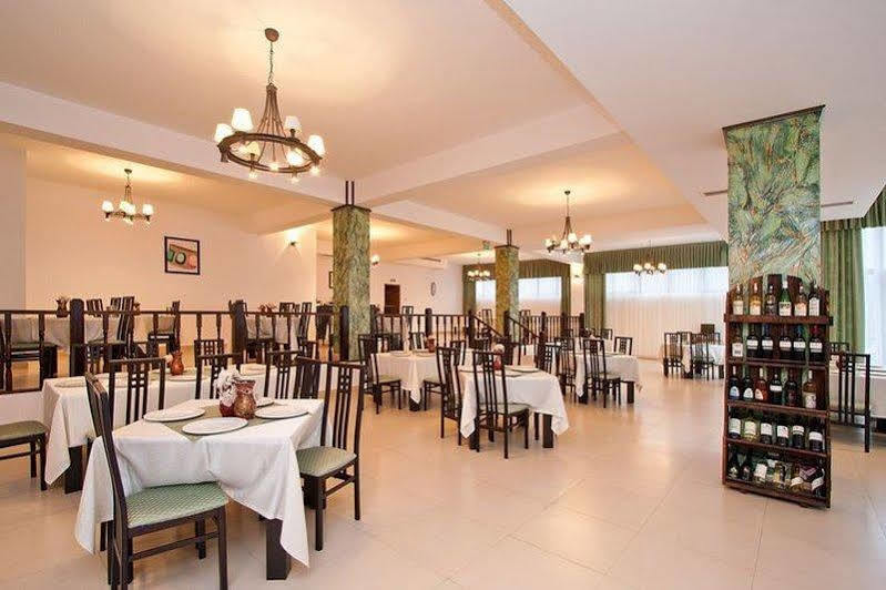 Călimăneşti Hotel Orizont מראה חיצוני תמונה